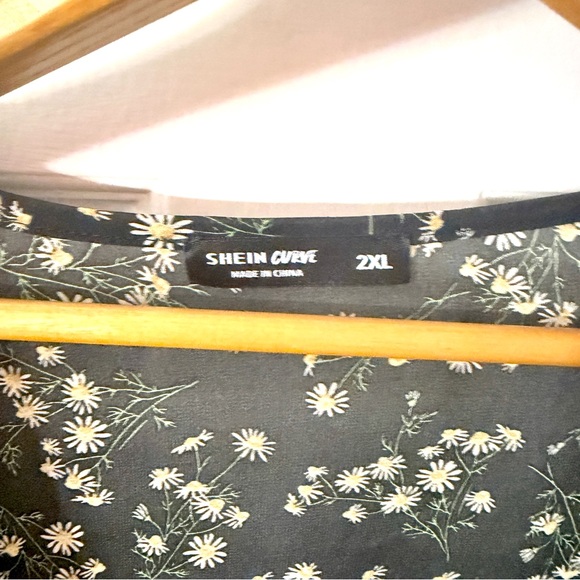 SHEIN Curve Black Floral Sheer Open Front Kimono Cover Up Boho Plus Size 2X - Picture 4 of 5